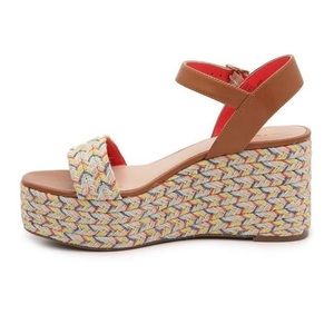 Women’s wedge sandals